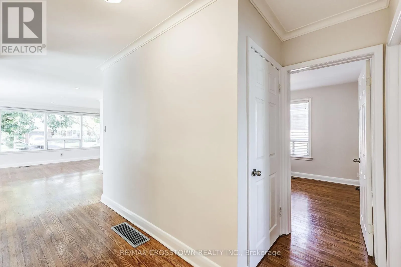 38 DIGNAM COURT