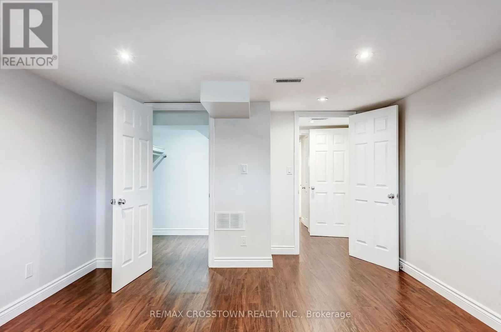 38 DIGNAM COURT