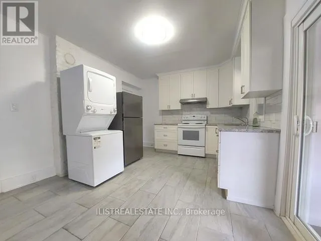 MAIN FL - 2143 GERRARD STREET E
