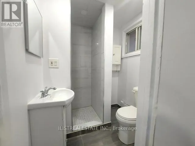 MAIN FL - 2143 GERRARD STREET E