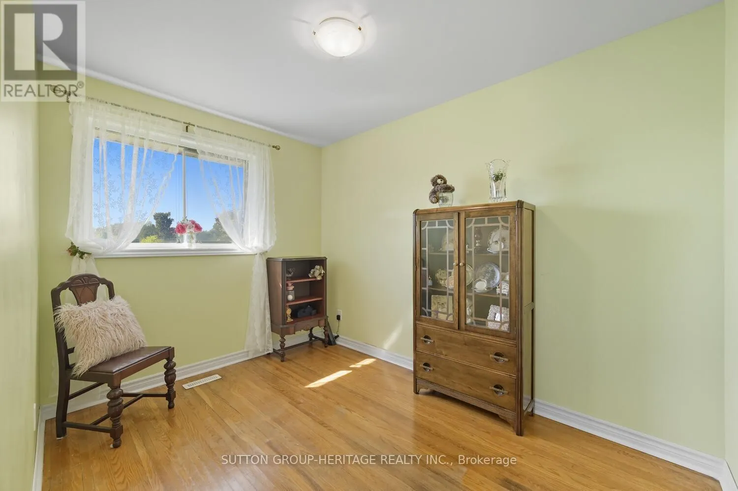 904 WALTON BOULEVARD