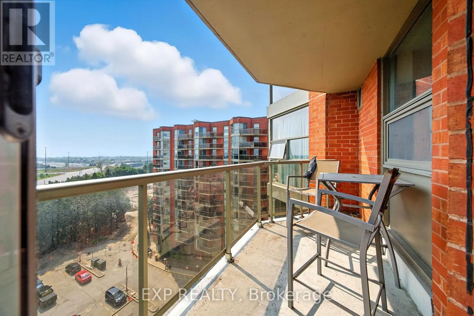 1014 - 10 DEAN PARK ROAD