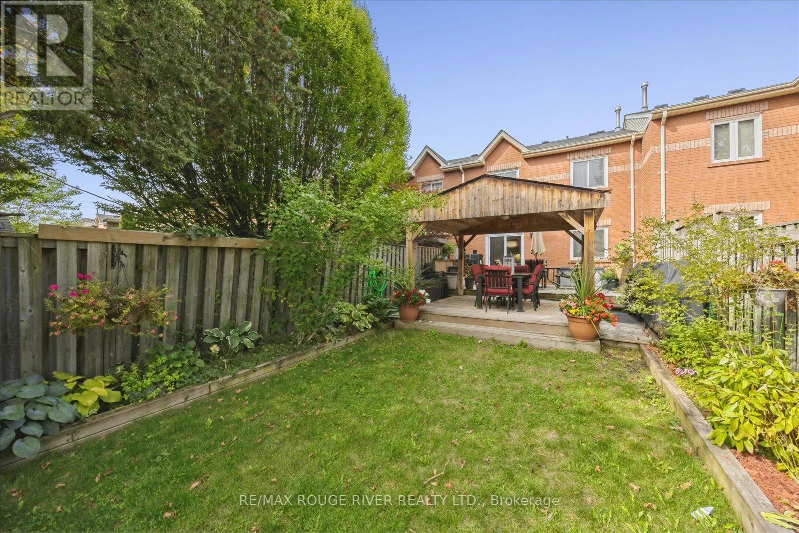 17 WALLACE DRIVE