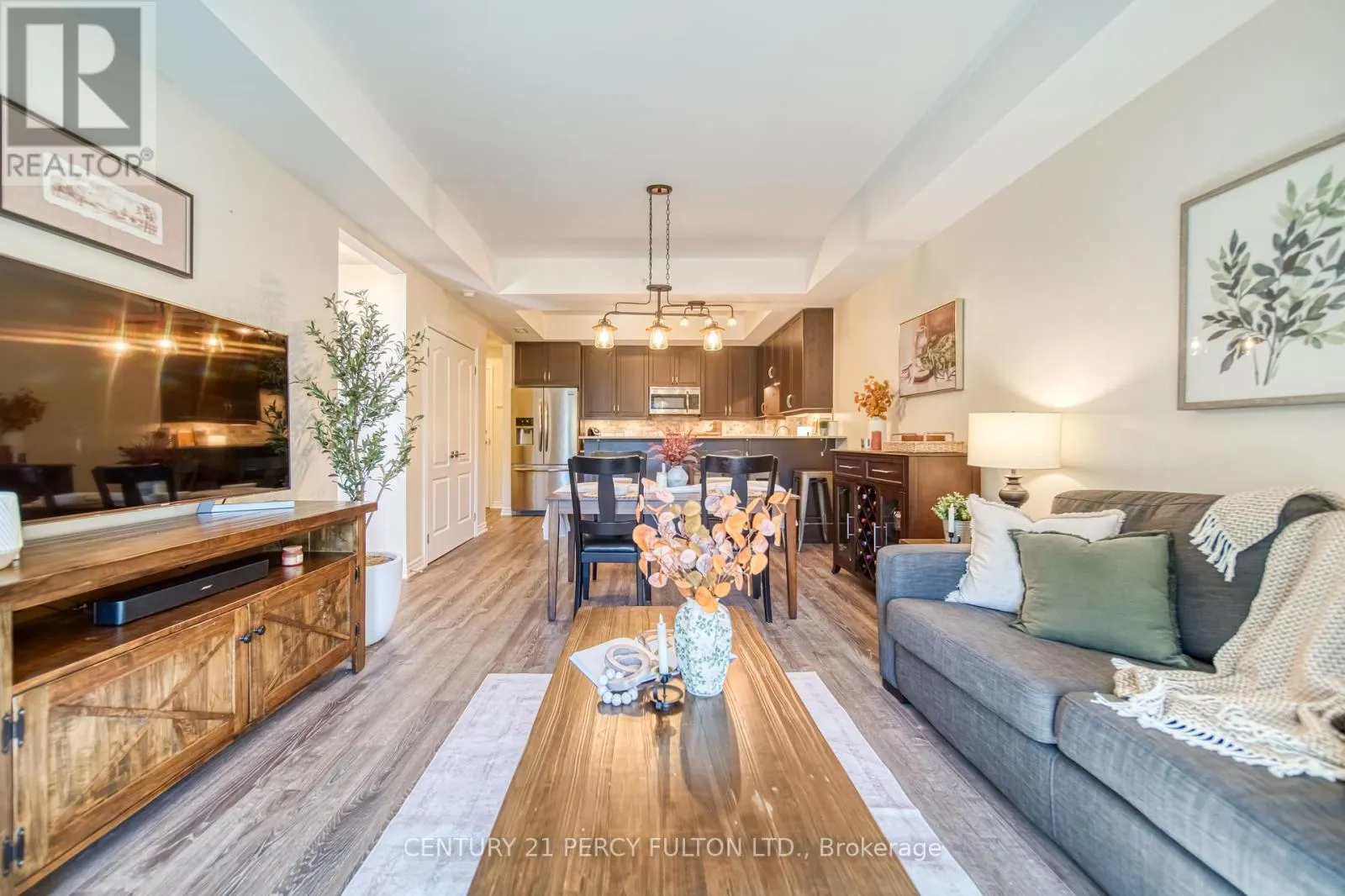 302 - 660 GORDON STREET
