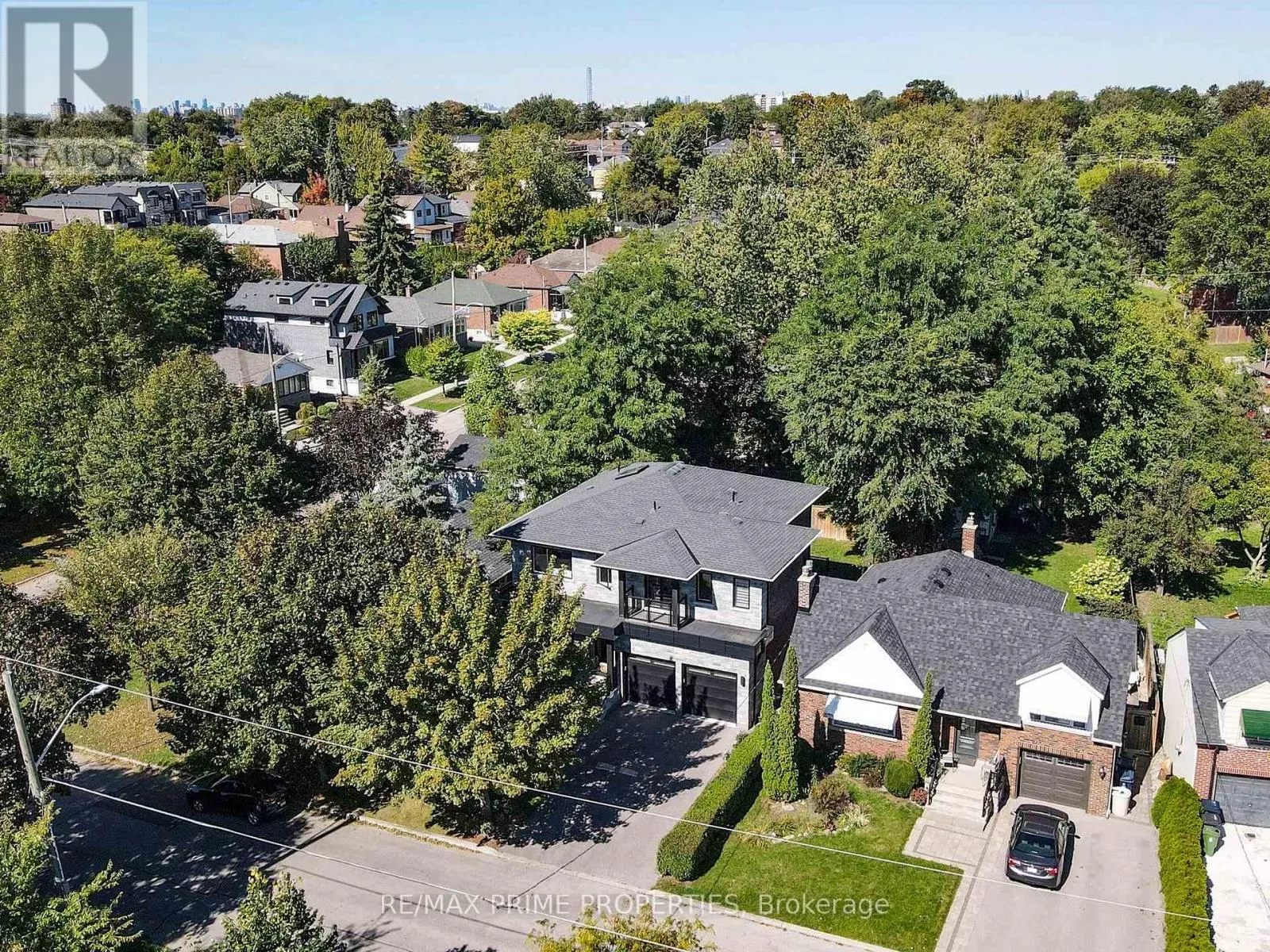 116 PINEGROVE AVENUE