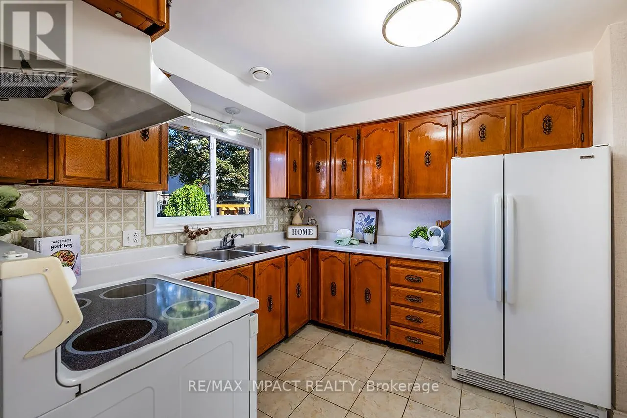 30 HETHERINGTON DRIVE