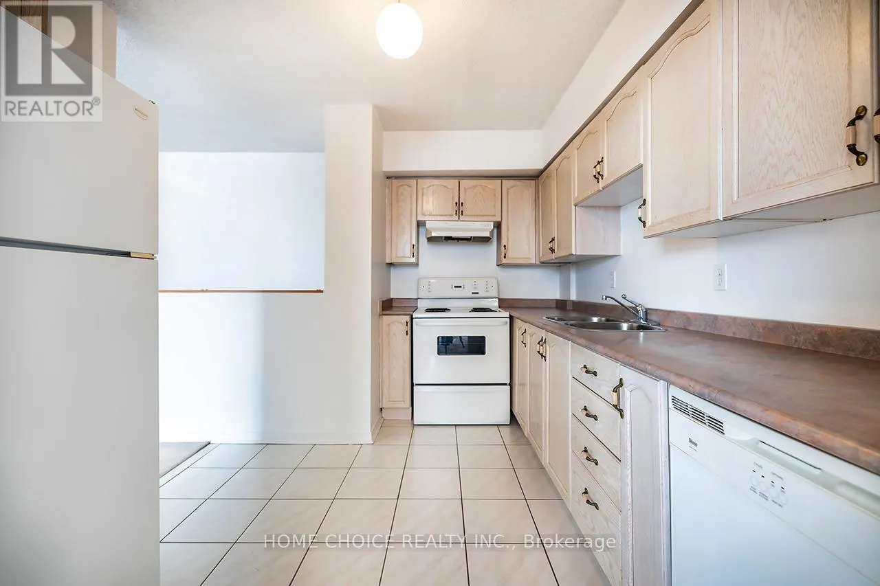 412 - 454 CENTRE STREET