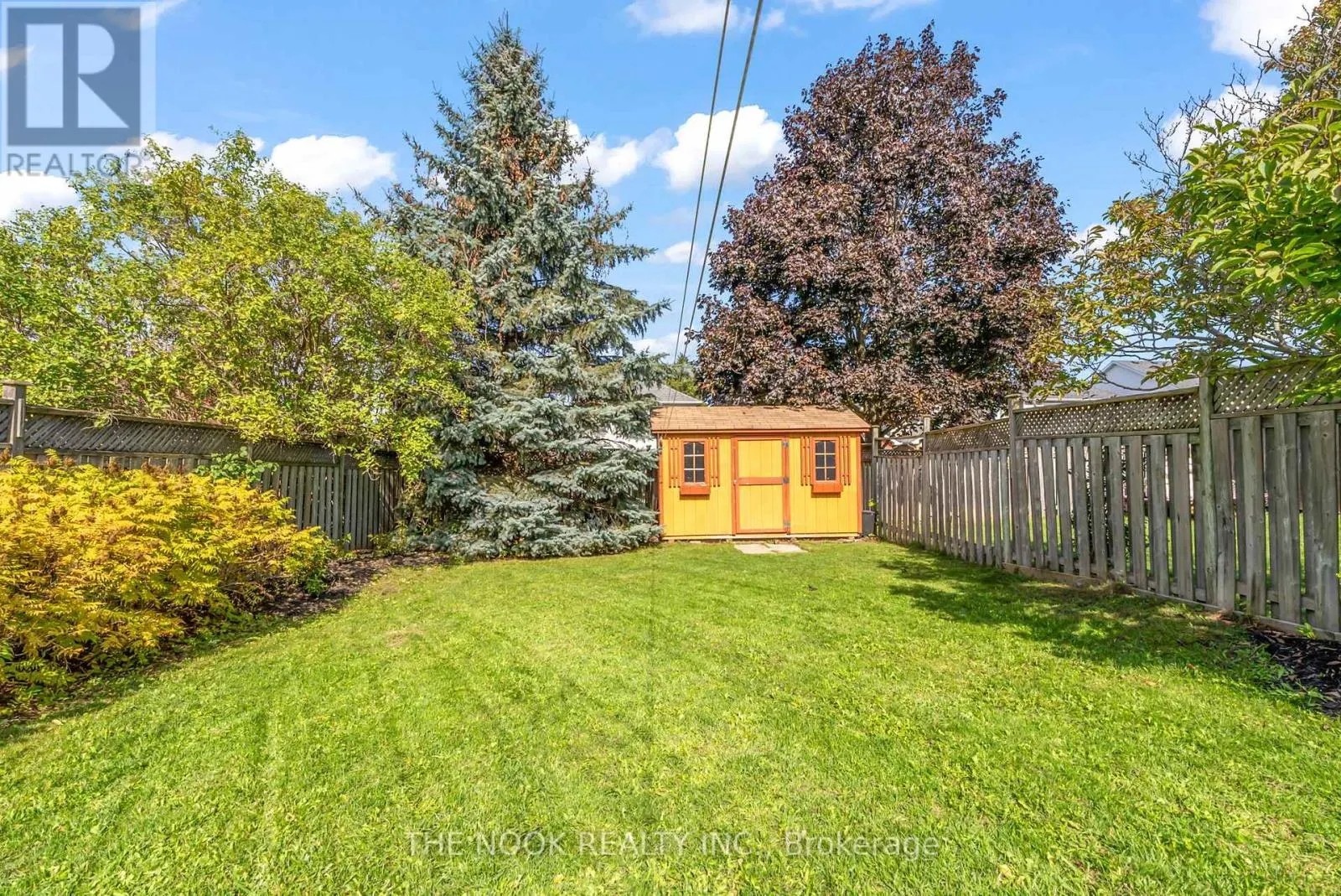 4 HEARTHSTONE CRESCENT