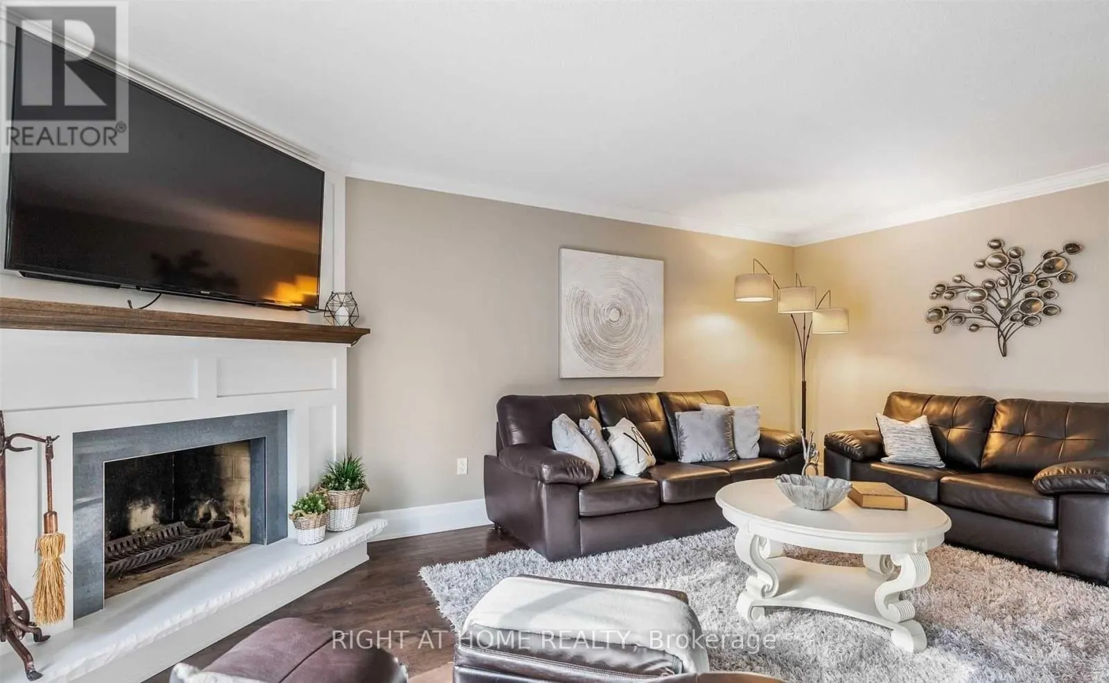 95 KENNETT DRIVE