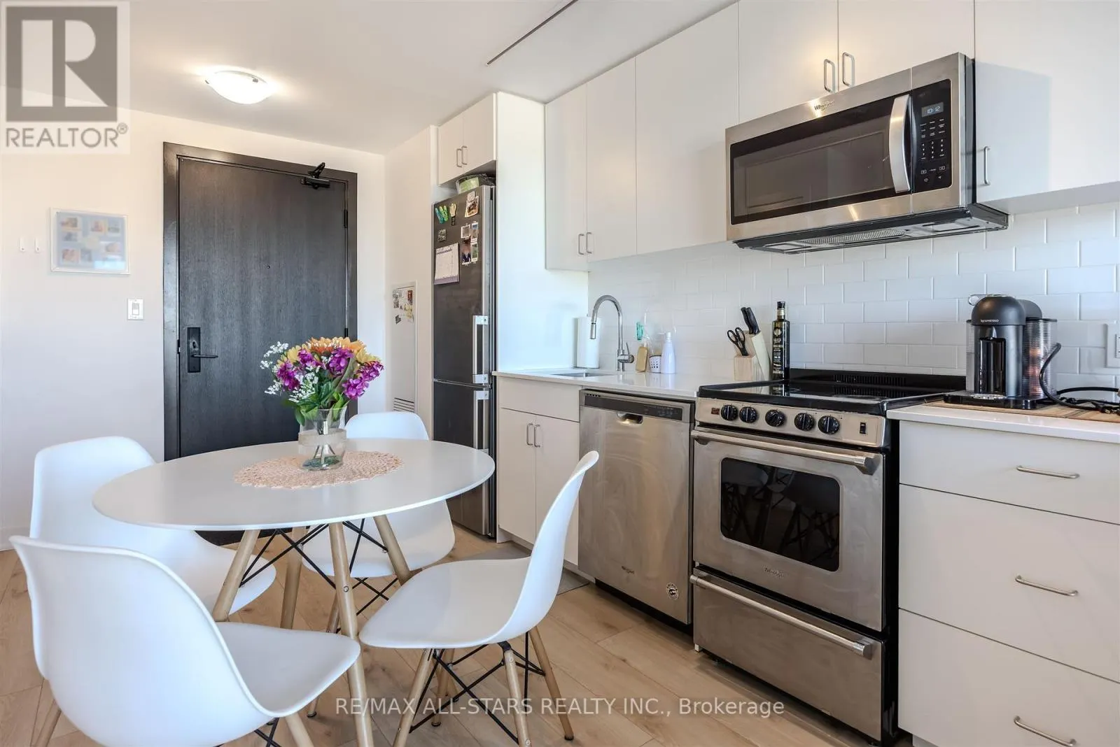 611 - 2799 KINGSTON ROAD