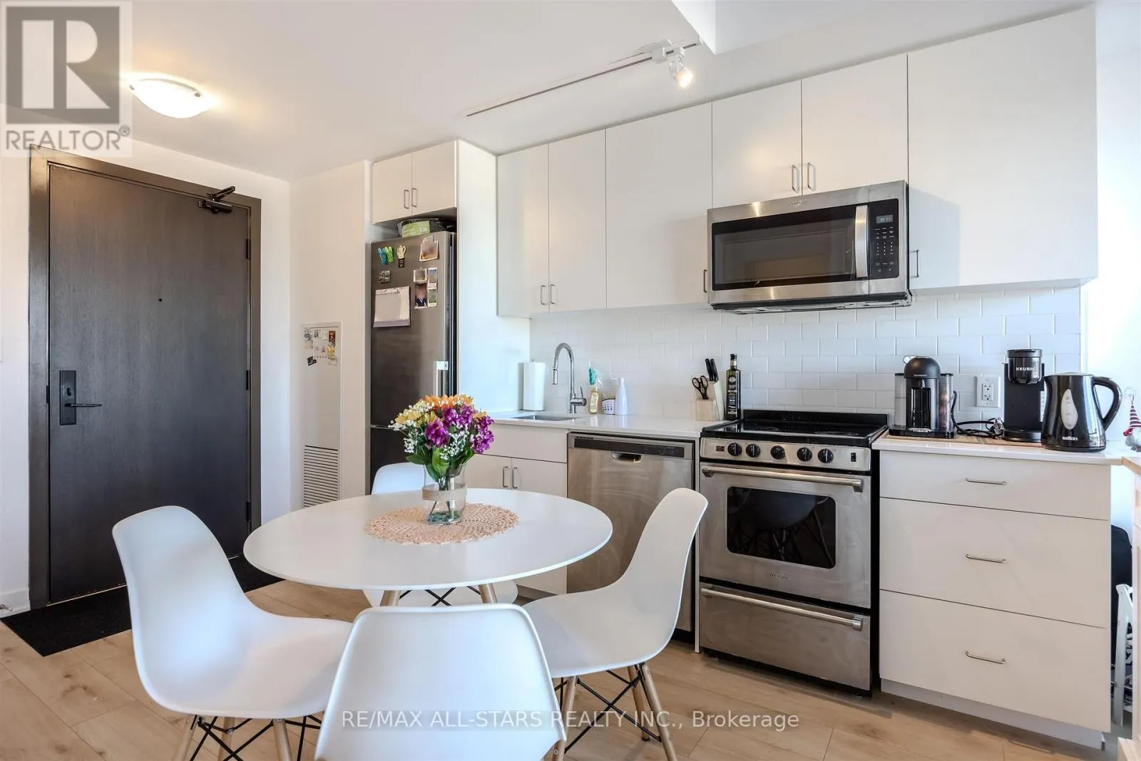 611 - 2799 KINGSTON ROAD
