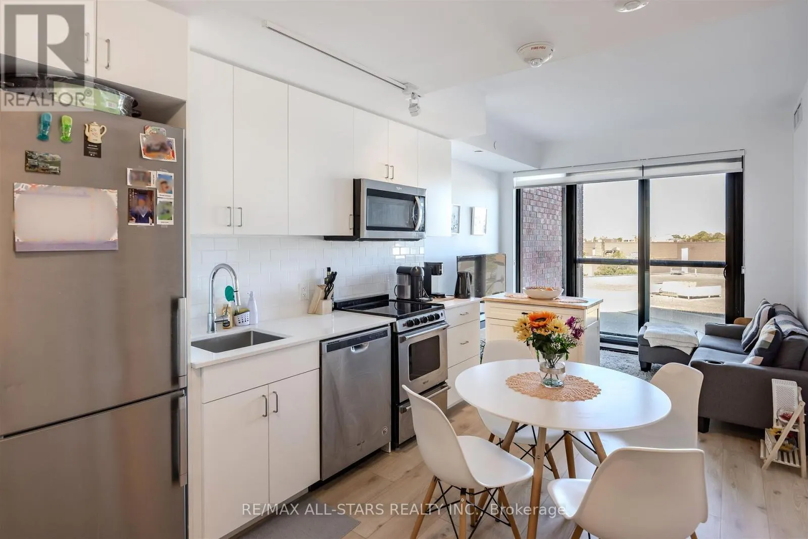 611 - 2799 KINGSTON ROAD