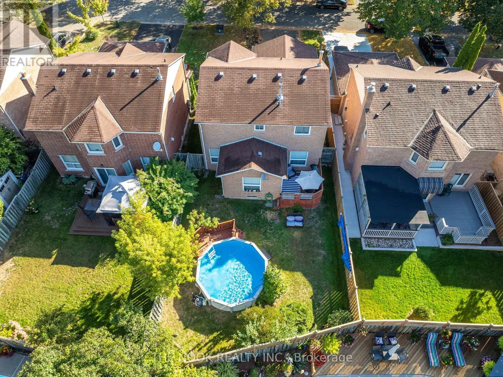 1090 BENTON CRESCENT