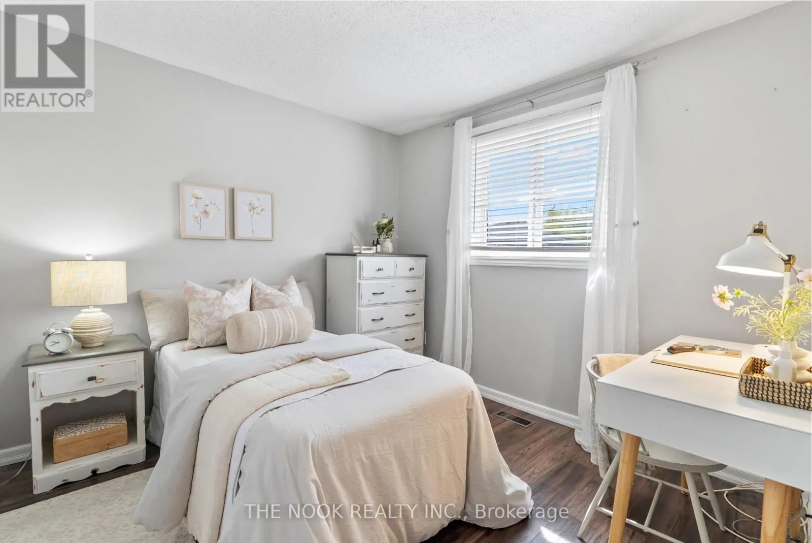 1090 BENTON CRESCENT