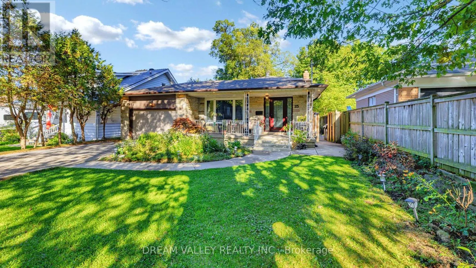 15 SCARBOROUGH GOLF CLUB ROAD