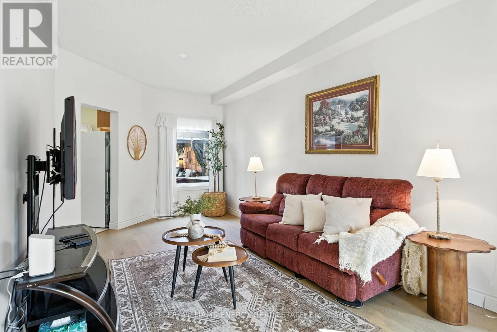 14 BACH AVENUE
