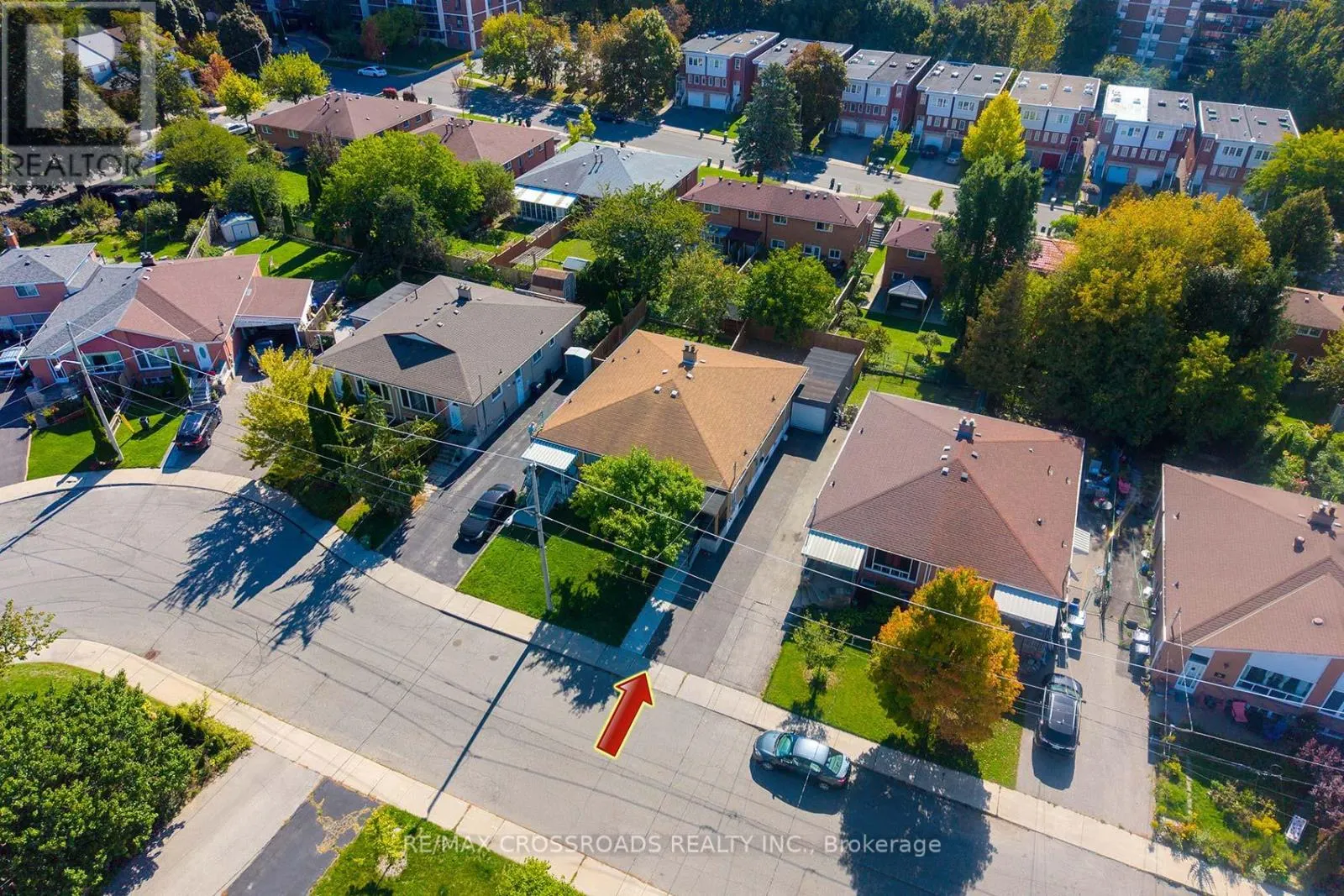 37 AVIS CRESCENT