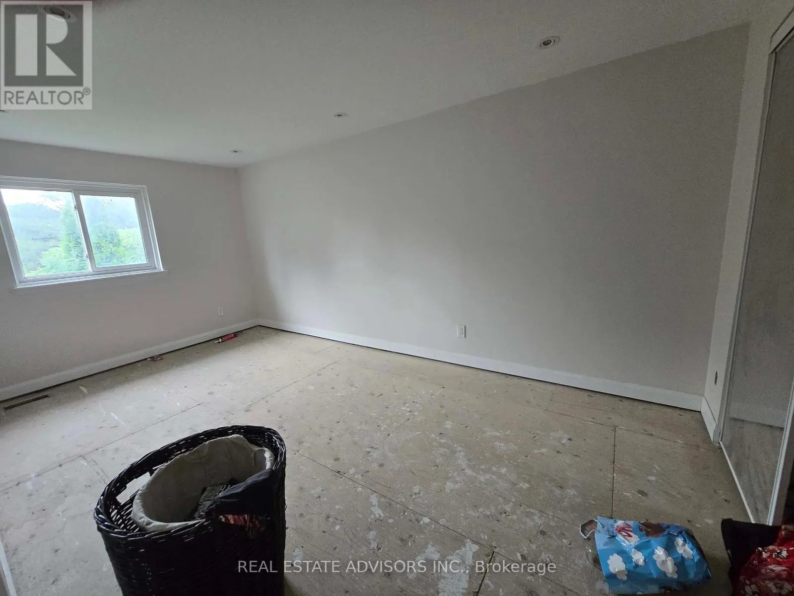 238 BRAYMORE BOULEVARD