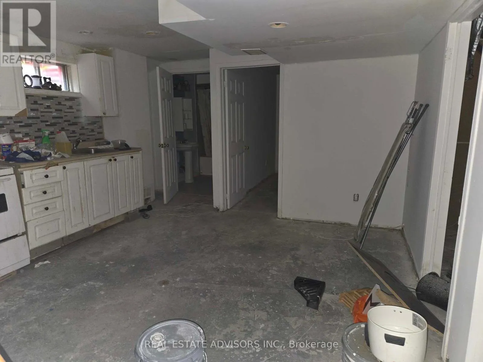 238 BRAYMORE BOULEVARD