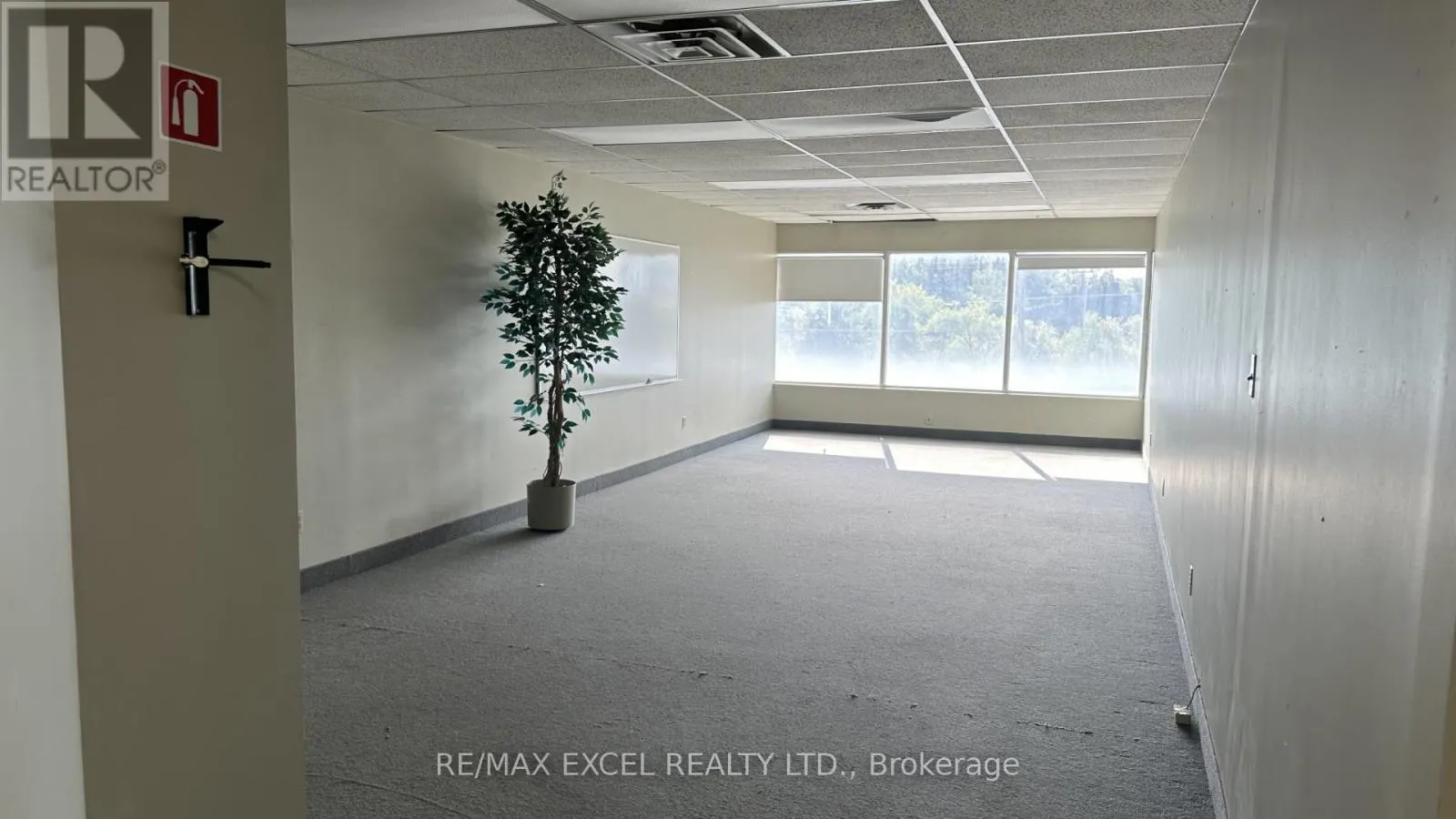 209 - 2425 EGLINTON AVENUE E