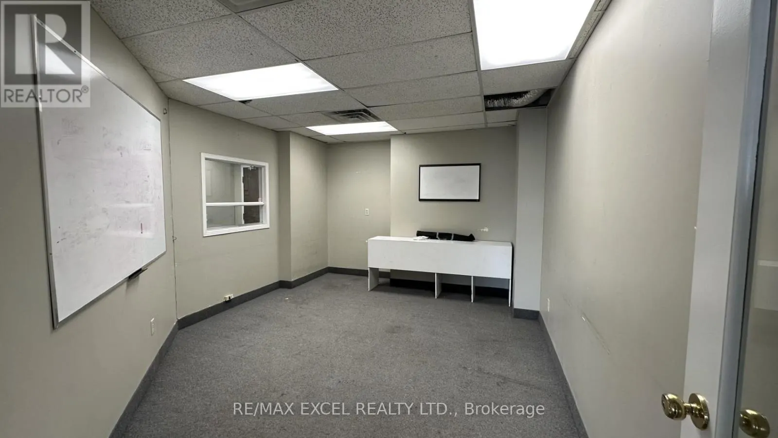 209 - 2425 EGLINTON AVENUE E