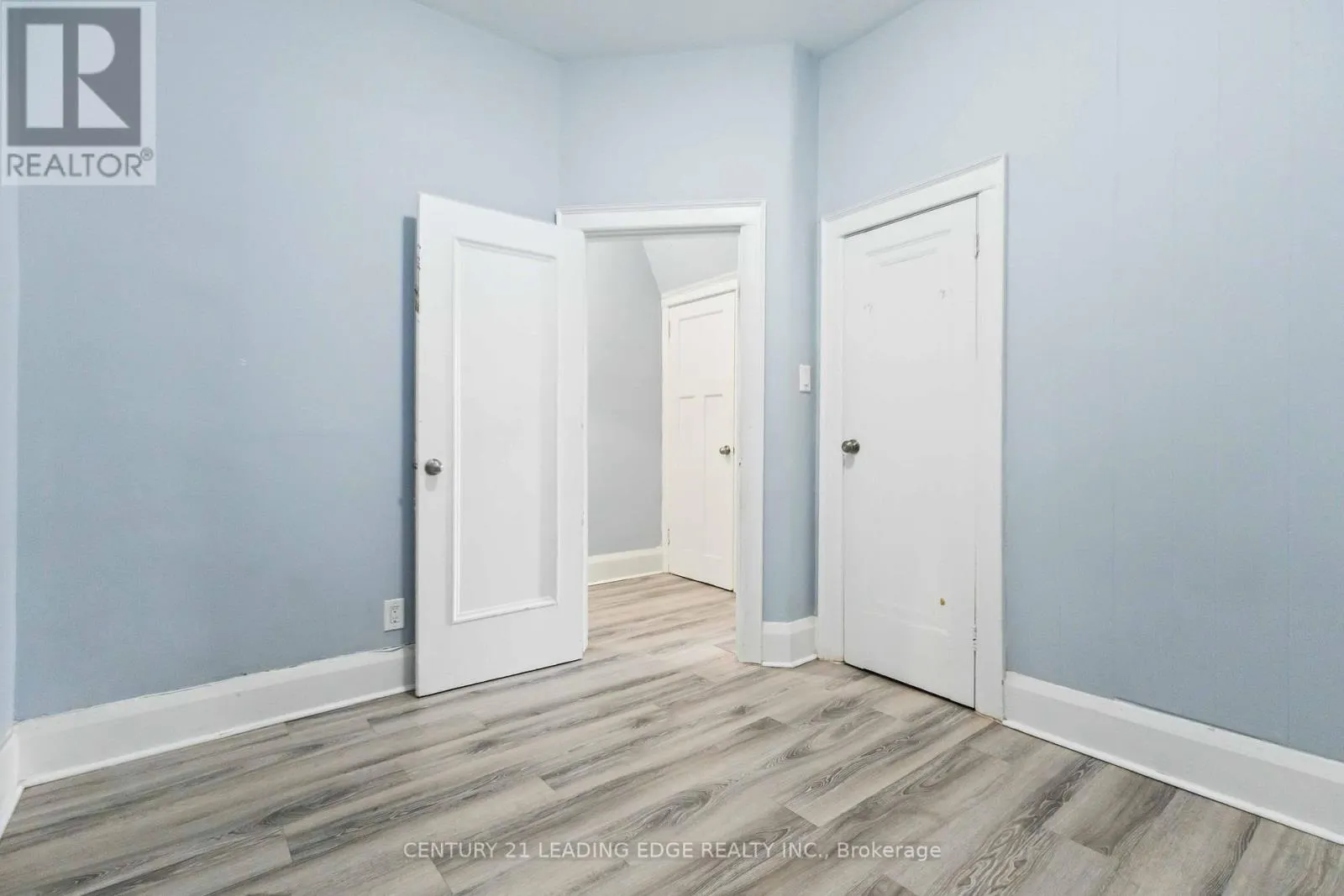 MAIN - 1563 KINGSTON ROAD