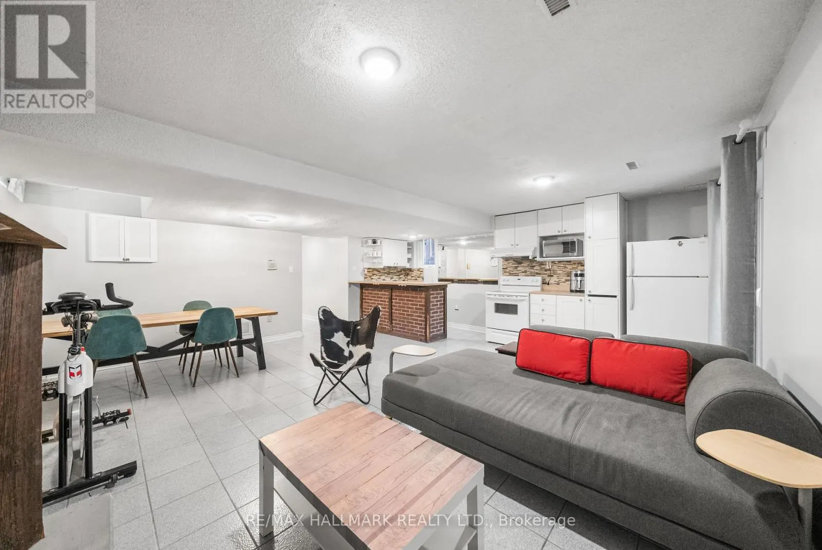 BSMNT - 51 WATSON STREET