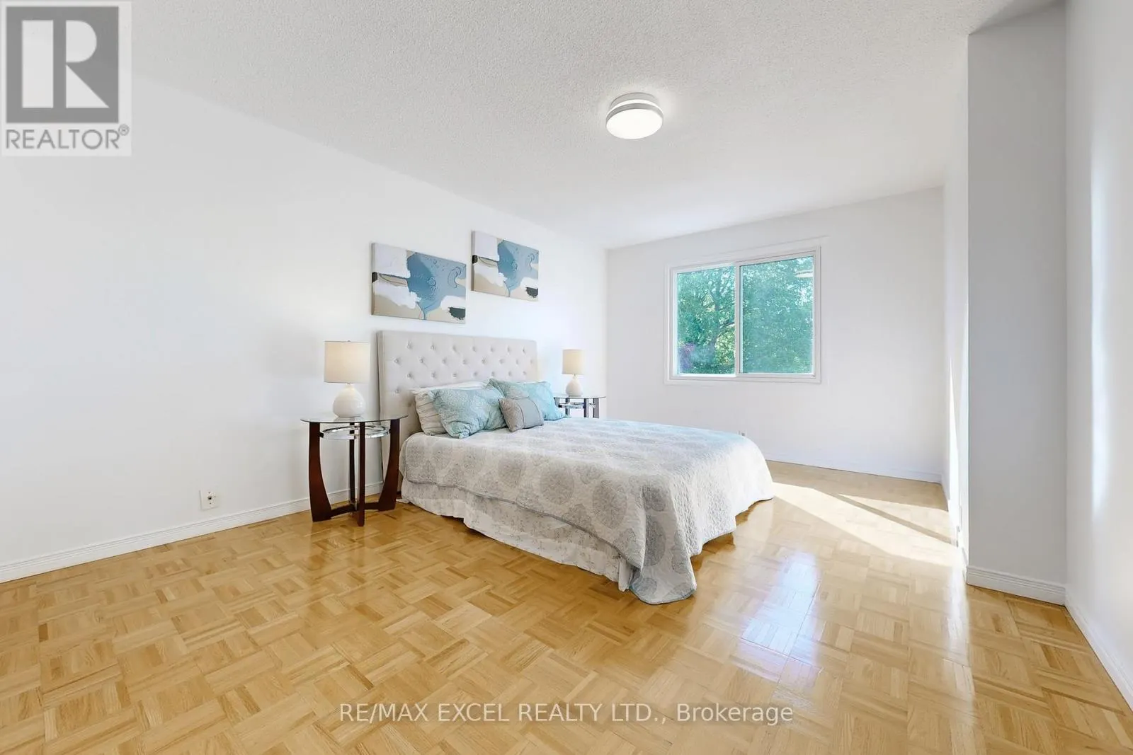 29 GREEN SPRING DRIVE