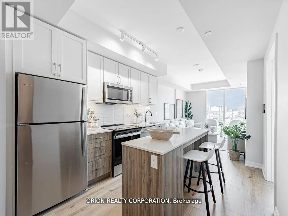 215 - 201 BROCK STREET S