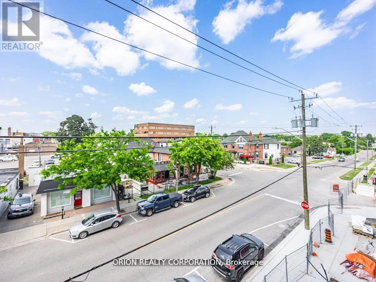 215 - 201 BROCK STREET S