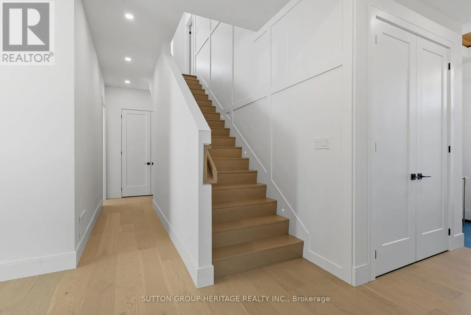 120B COCHRANE STREET