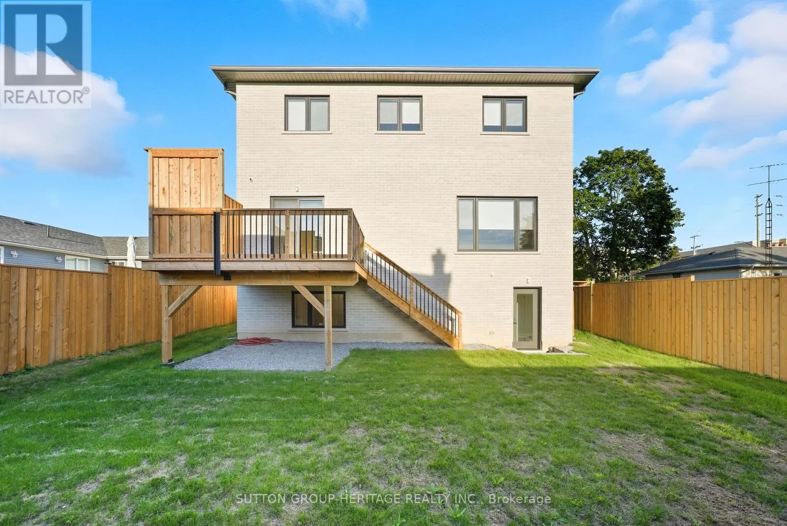 120B COCHRANE STREET