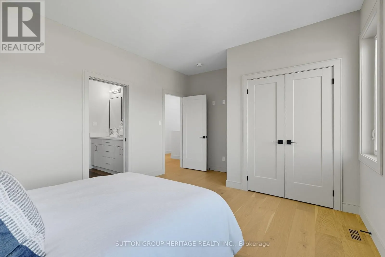 120B COCHRANE STREET