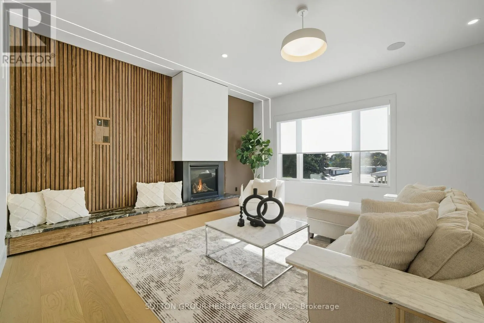 120B COCHRANE STREET