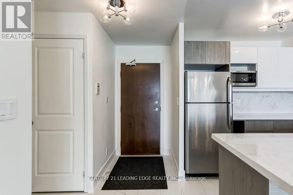 10F - 6 ROSEBANK DRIVE