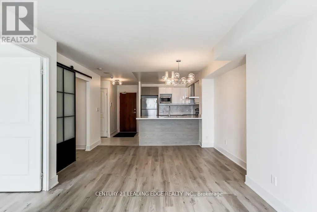 10F - 6 ROSEBANK DRIVE