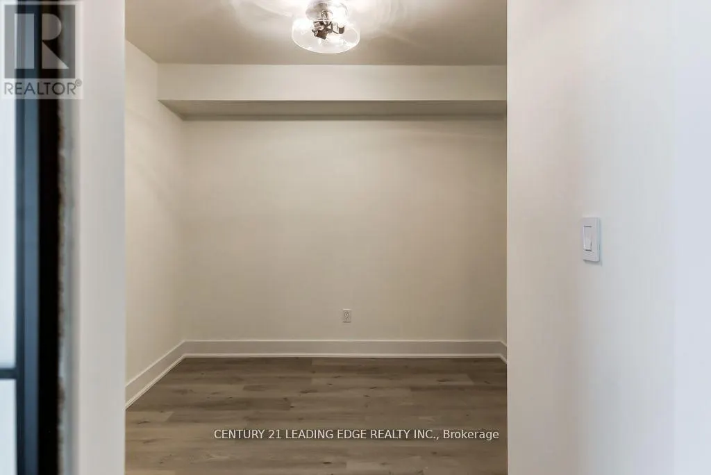 10F - 6 ROSEBANK DRIVE