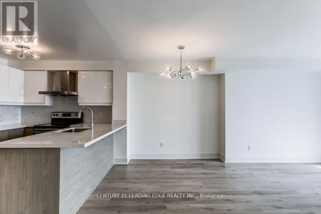10F - 6 ROSEBANK DRIVE