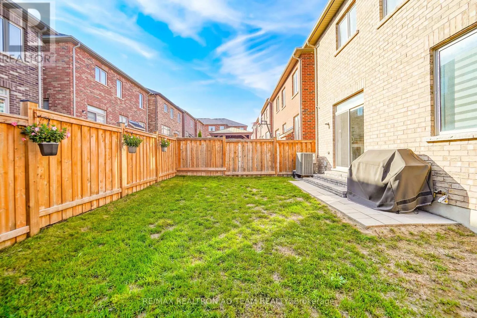 1109 BALTIC LANE