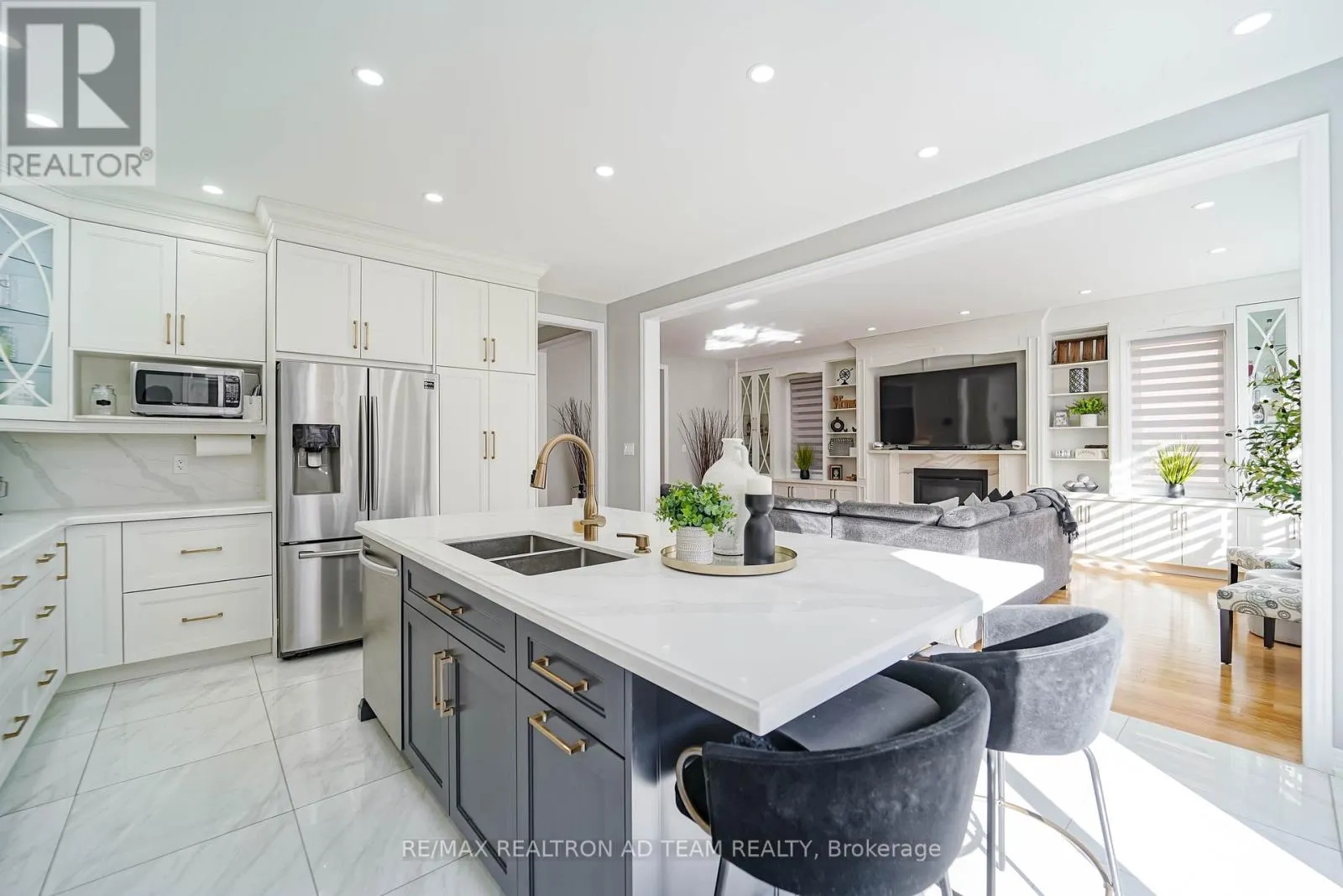 1109 BALTIC LANE