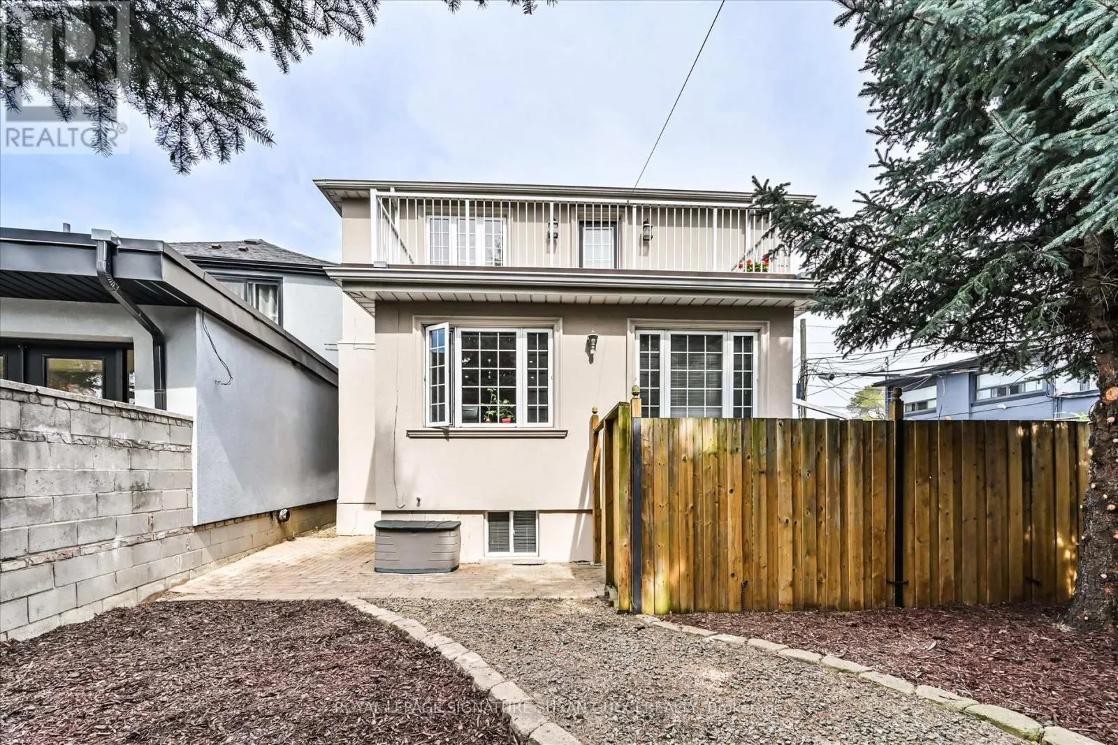 454 DONLANDS AVENUE