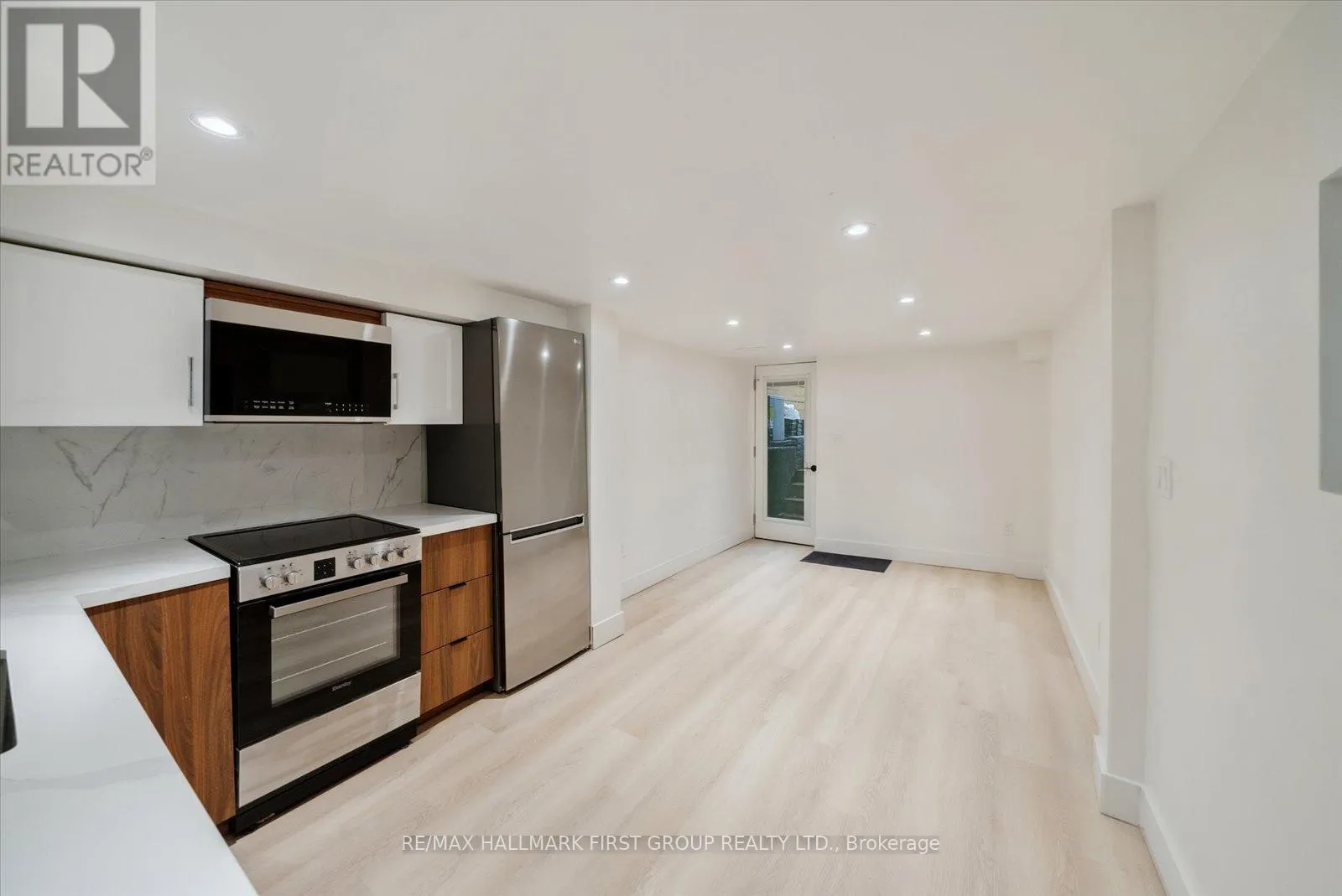 LOWER - 285 RHODES AVENUE