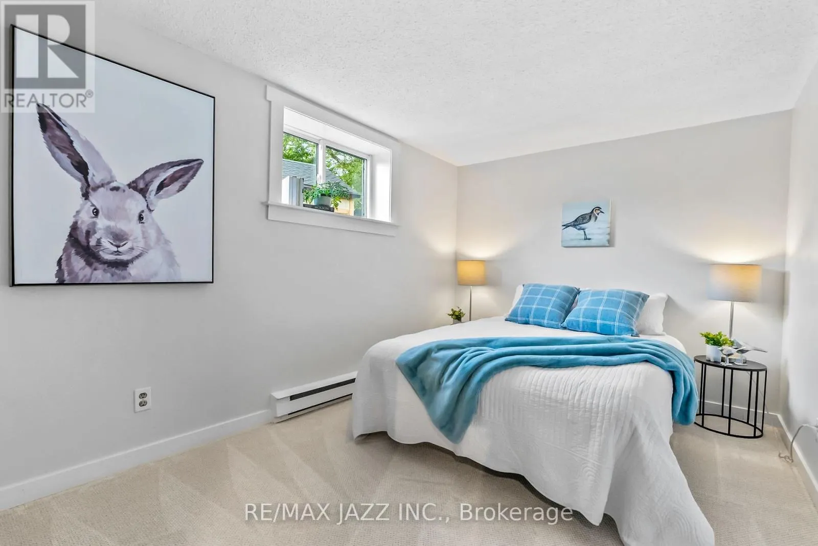 1326 VALLEY DRIVE