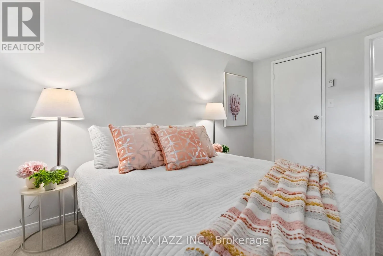 1326 VALLEY DRIVE