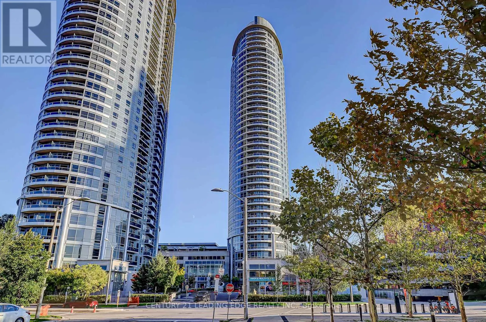 3311 - 125 VILLAGE GREEN SQUARE