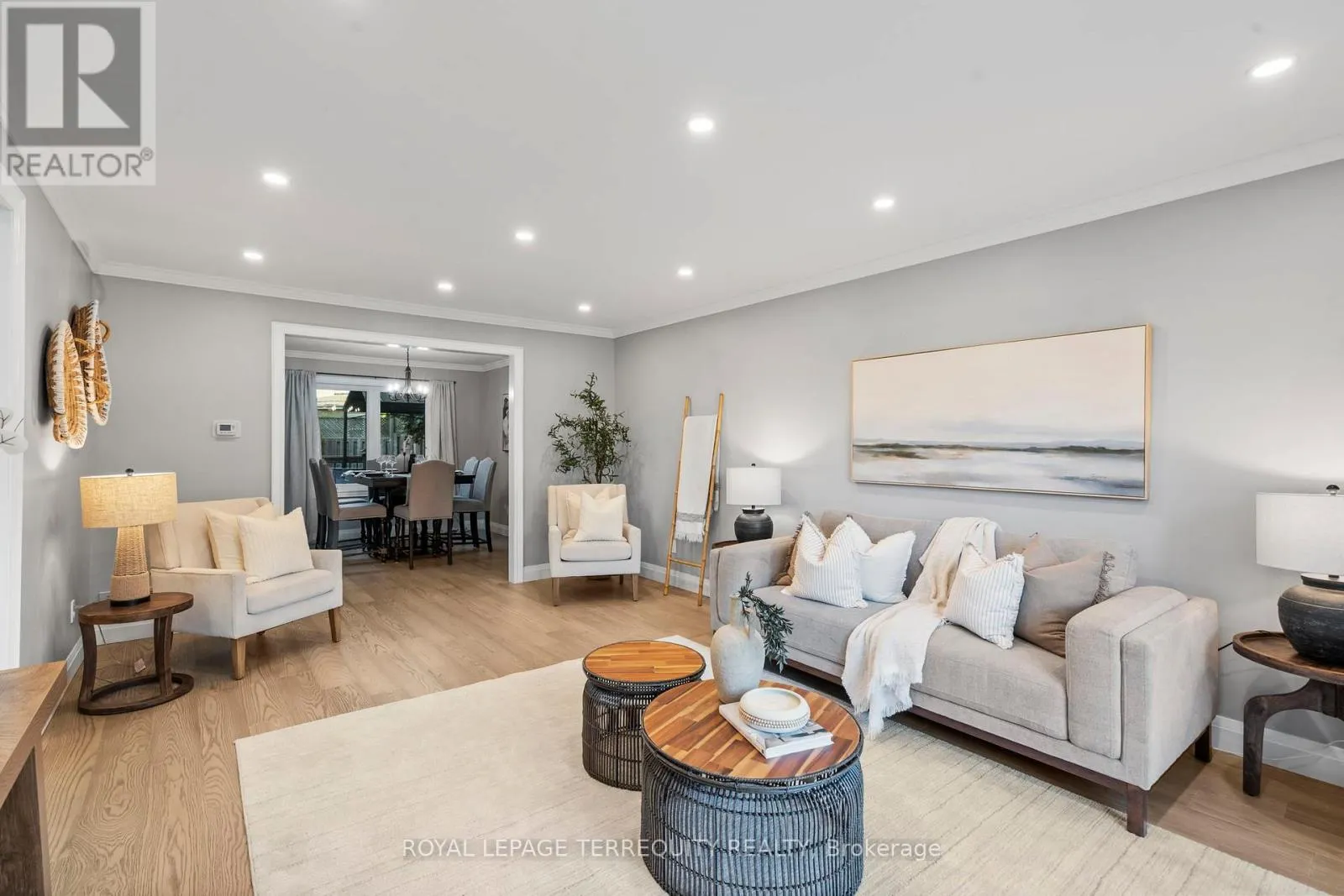 708 ARUBA CRESCENT