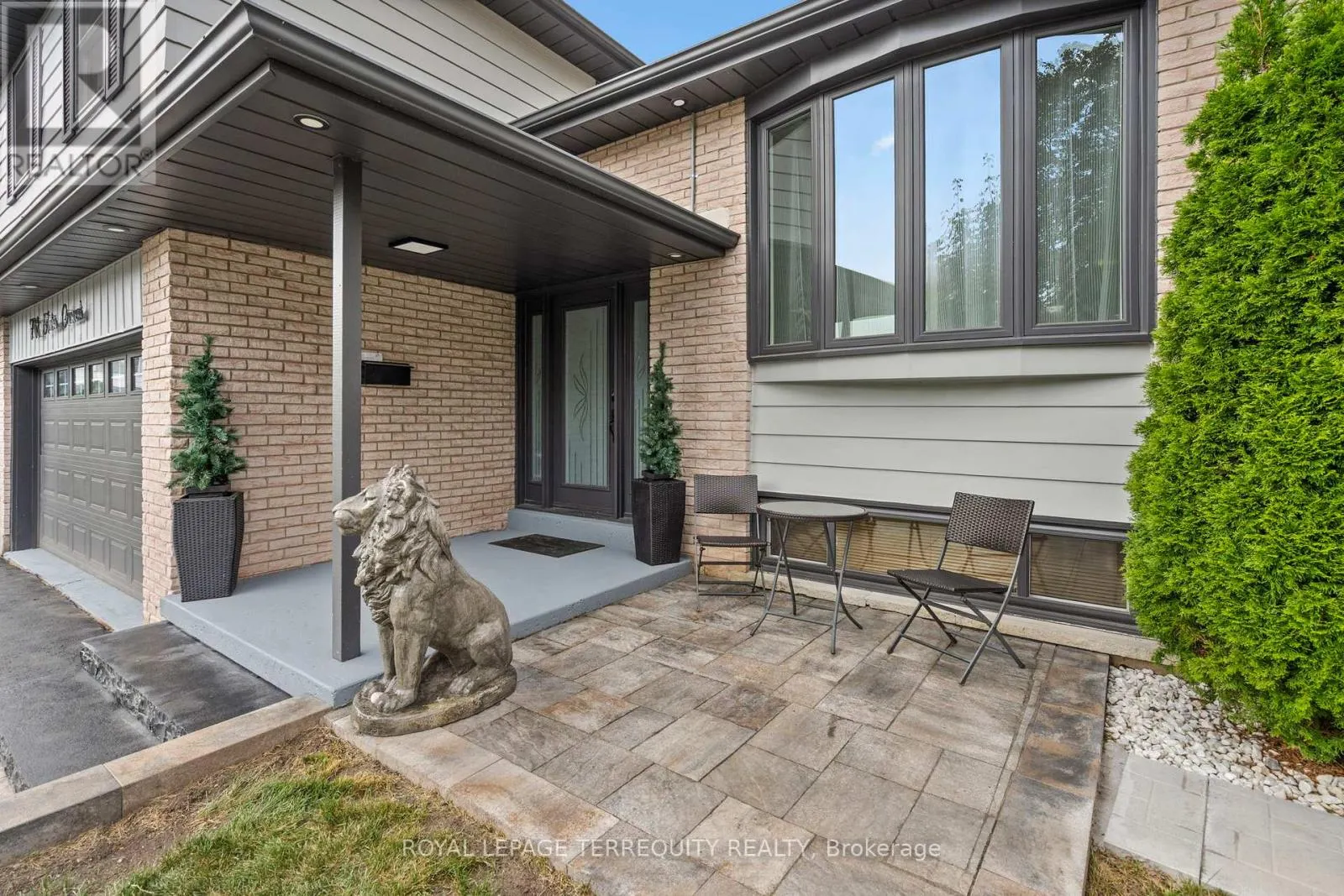 708 ARUBA CRESCENT