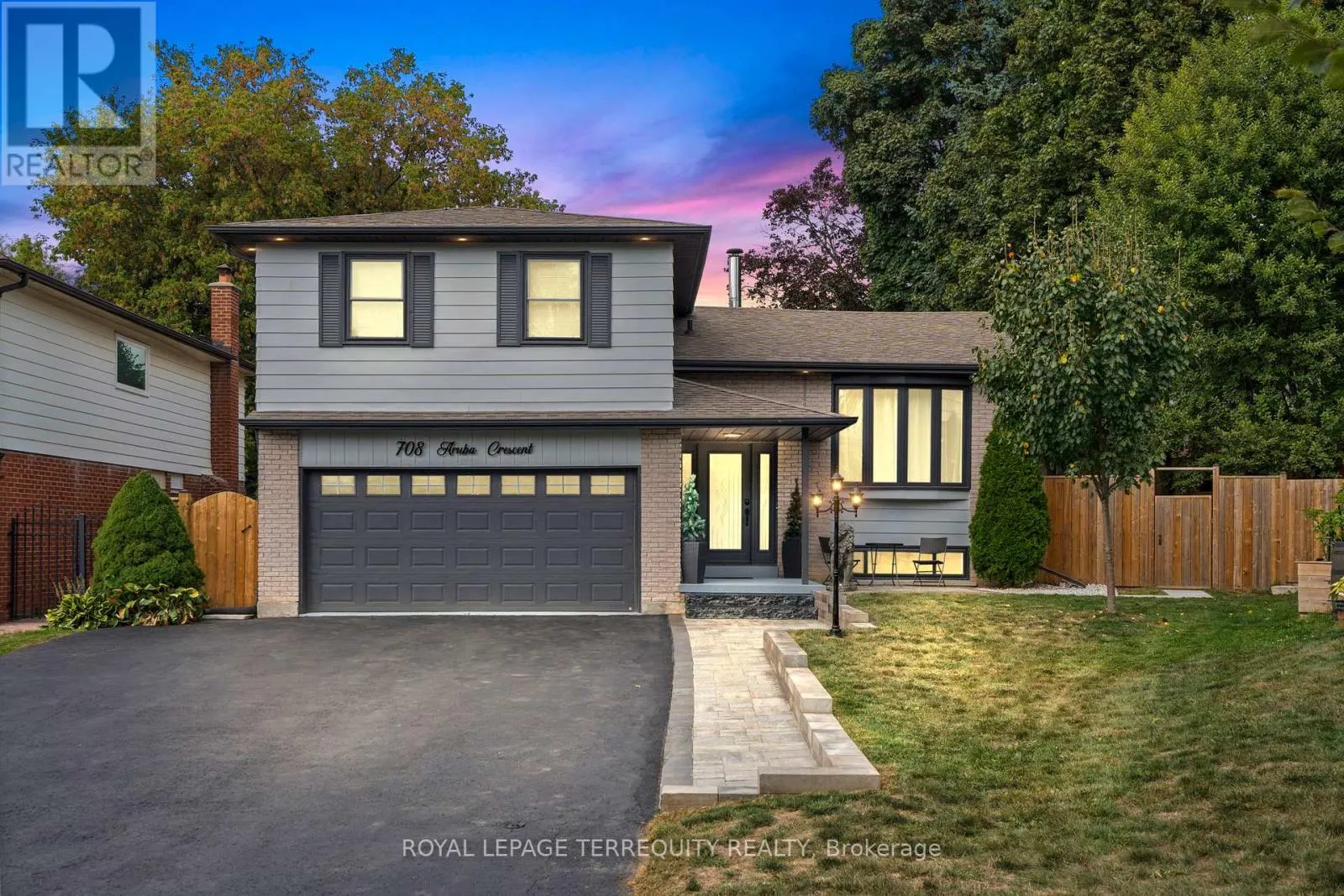 708 ARUBA CRESCENT