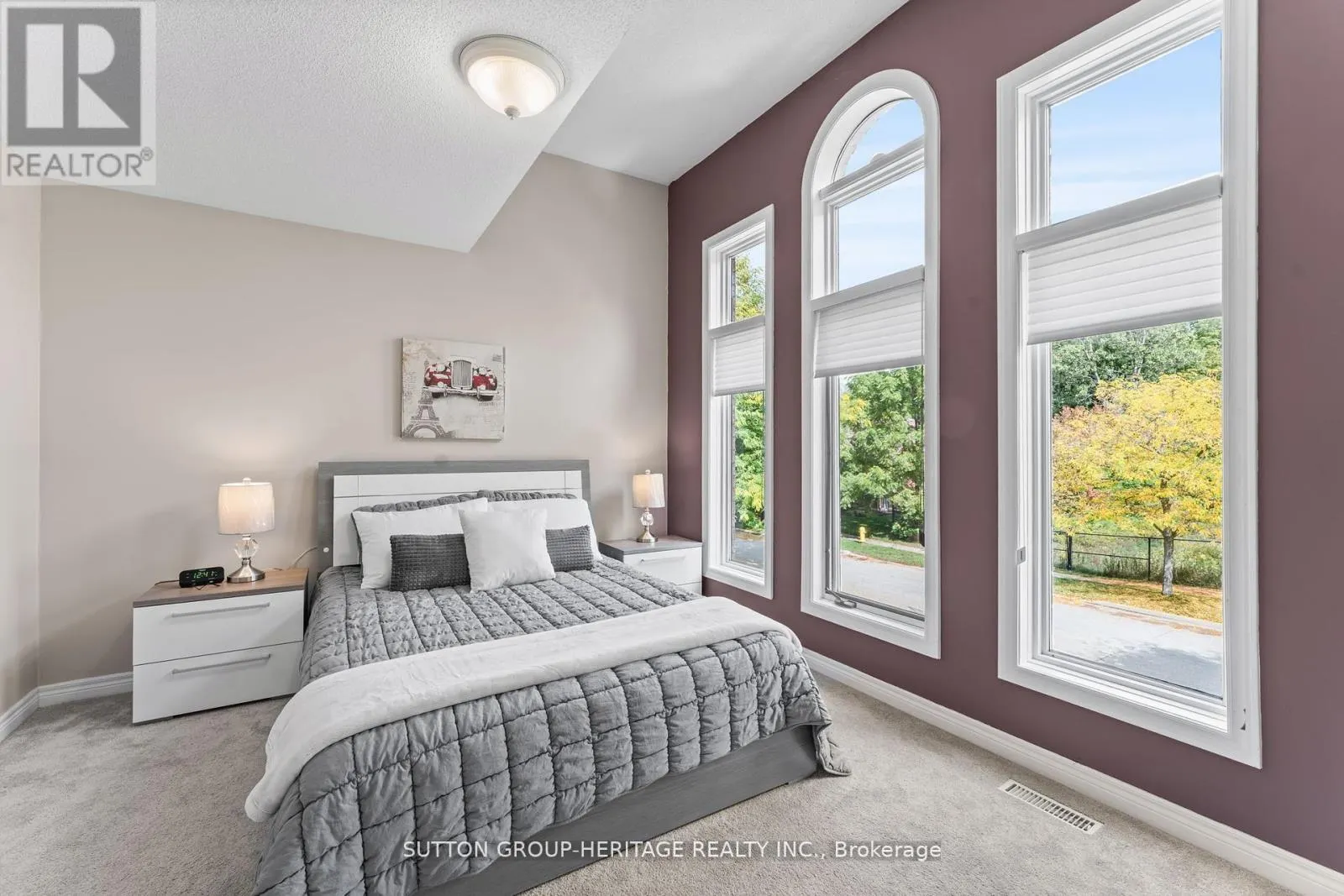 2300 ABBOTT CRESCENT