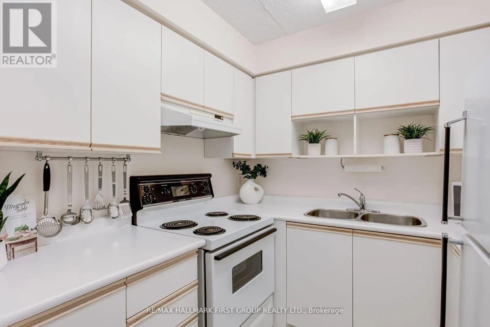 110 - 1525 DIEFENBAKER COURT